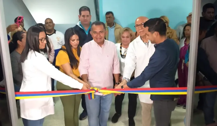 del audioprótesis terapia lenguaje hospital san