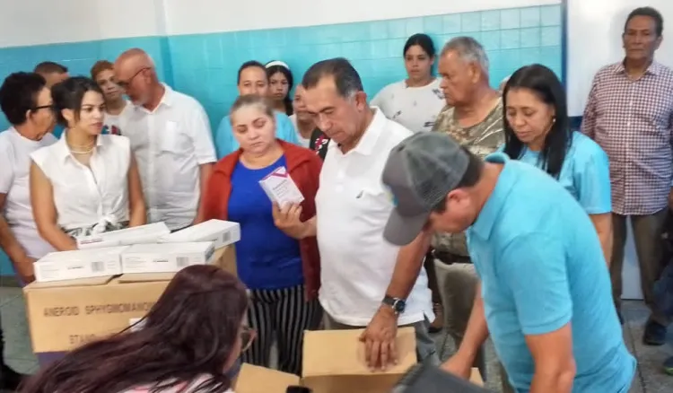 hospital este insumos