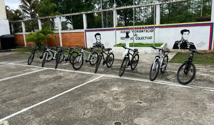 alcalde alexander mireles brigada ciclista policía municipal san carlos